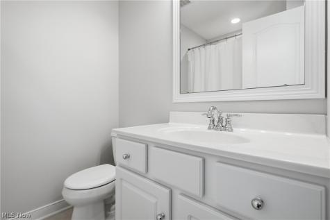 780 S Sussex Court Aurora OH 44202