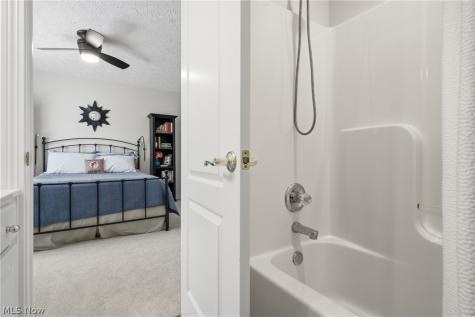 780 S Sussex Court Aurora OH 44202
