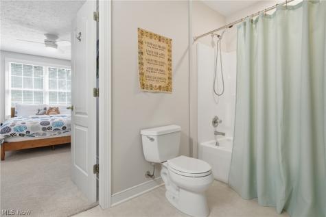 780 S Sussex Court Aurora OH 44202
