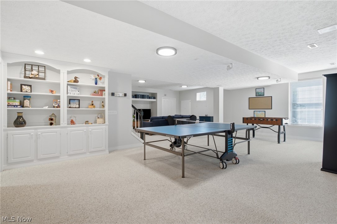 780 S Sussex Court Aurora OH 44202