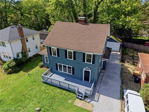 814 Crestview Avenue Akron OH 44320