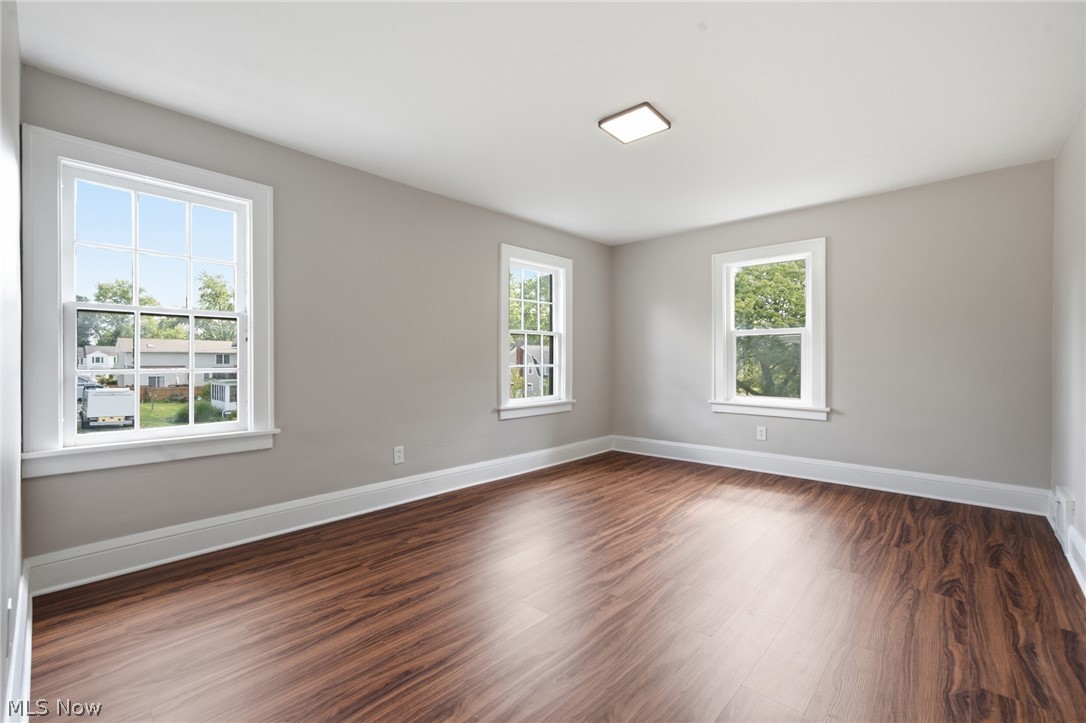 814 Crestview Avenue Akron OH 44320