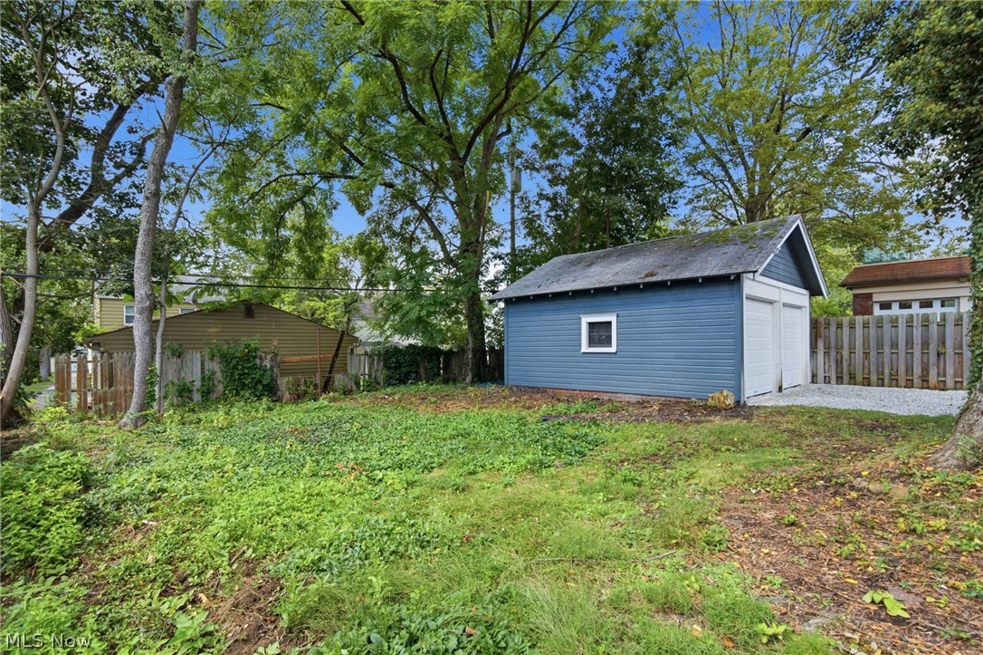 814 Crestview Avenue Akron OH 44320