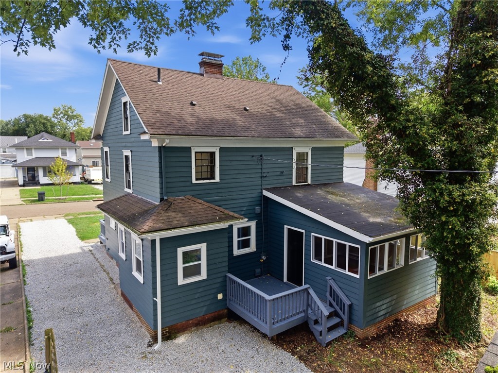 814 Crestview Avenue Akron OH 44320