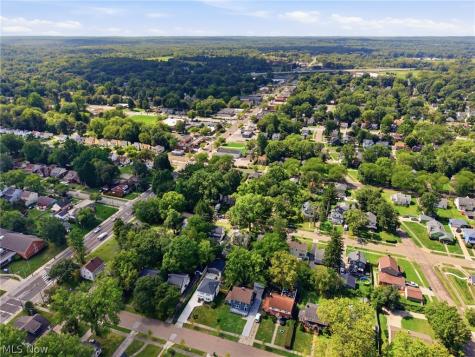 814 Crestview Avenue Akron OH 44320