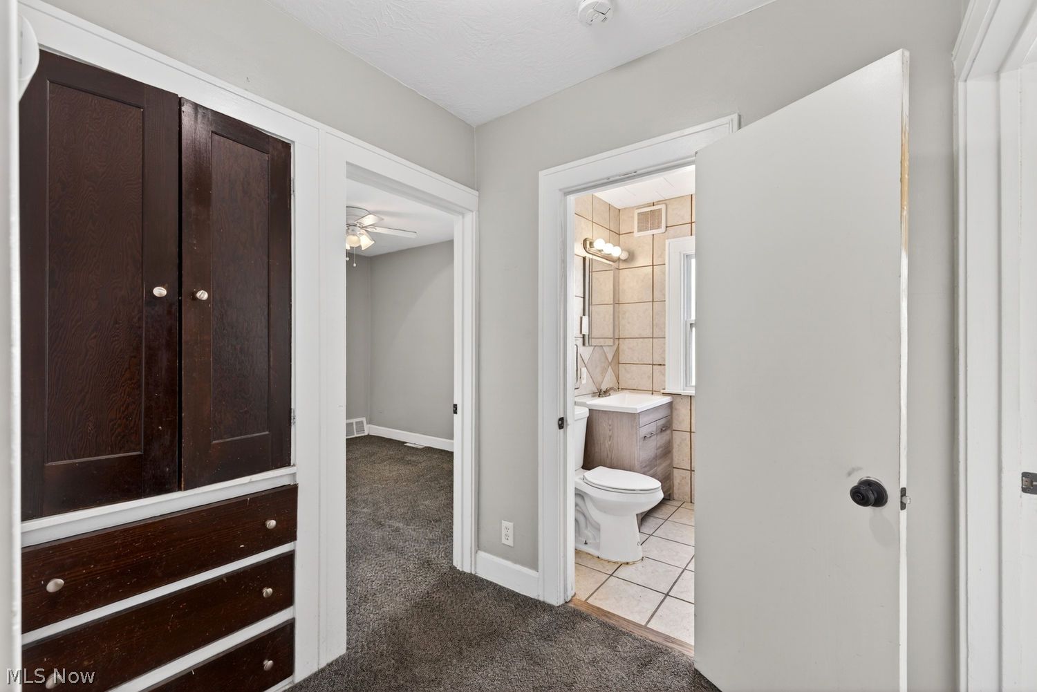 2313 Natchez Avenue Cleveland OH 44109