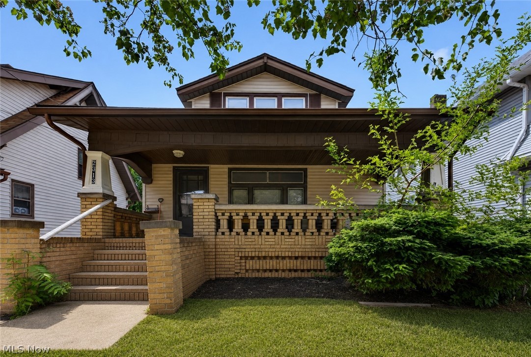 2313 Natchez Avenue Cleveland OH 44109