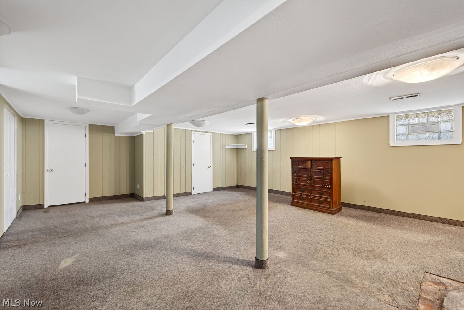 2313 Natchez Avenue Cleveland OH 44109