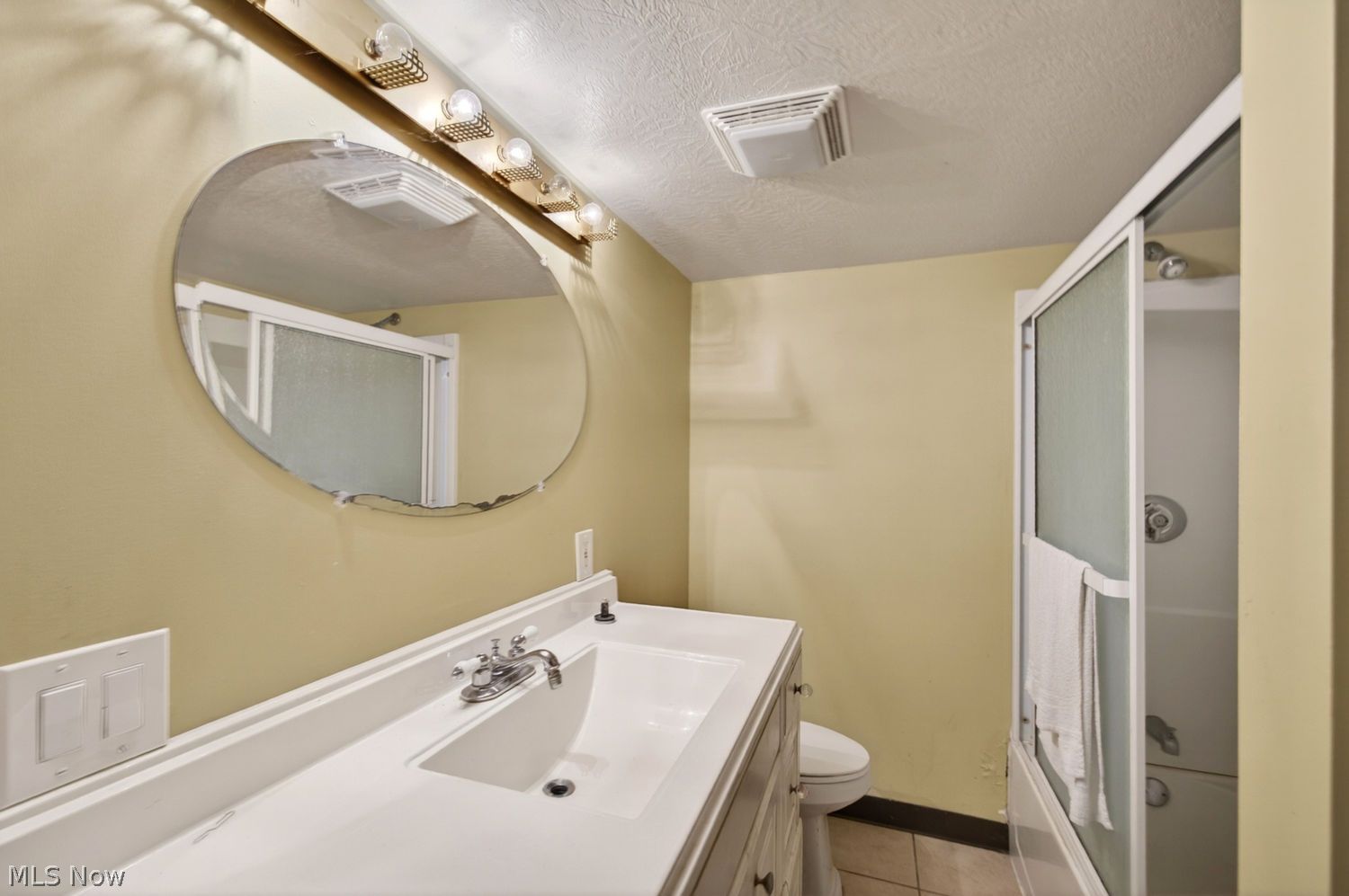 2313 Natchez Avenue Cleveland OH 44109
