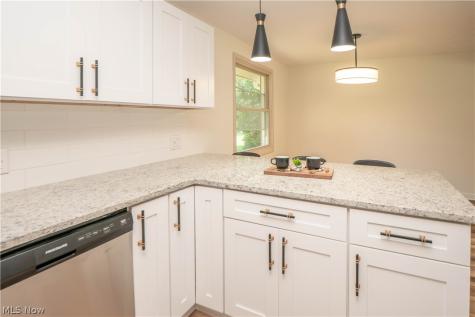 615 Summit Street SE North Canton OH 44720