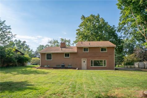 615 Summit Street SE North Canton OH 44720