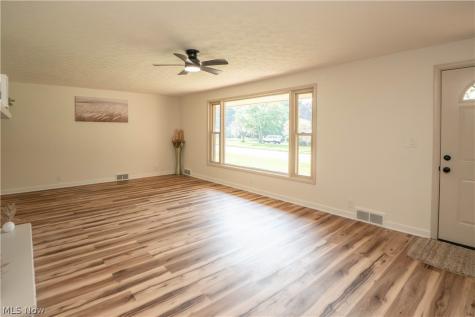 615 Summit Street SE North Canton OH 44720