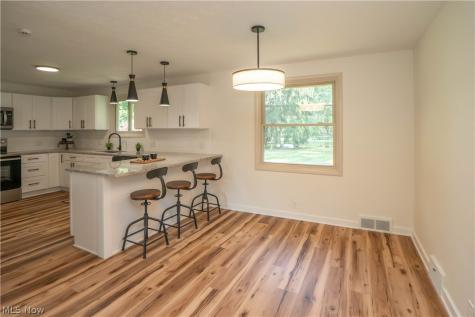 615 Summit Street SE North Canton OH 44720