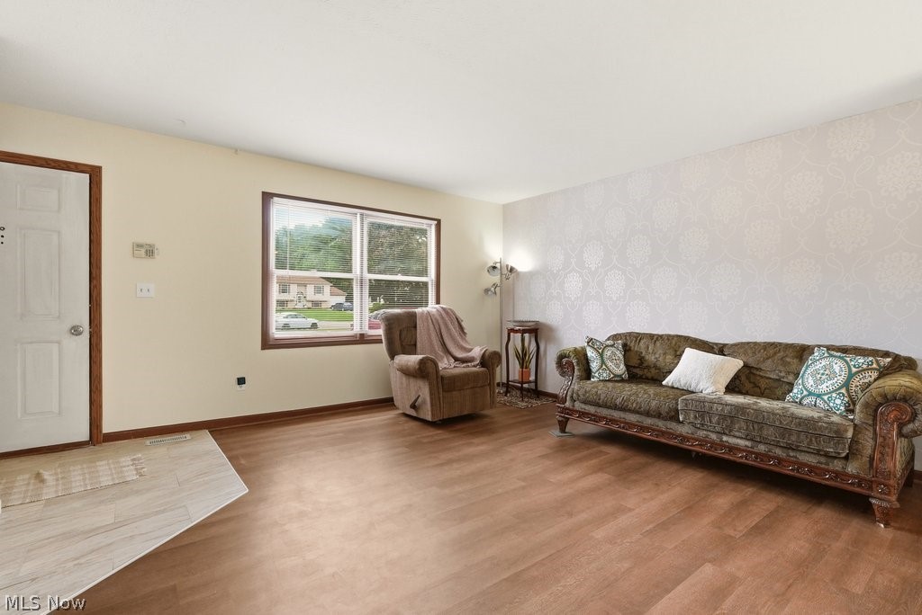 1215 Cherokee Trail Streetsboro OH 44241