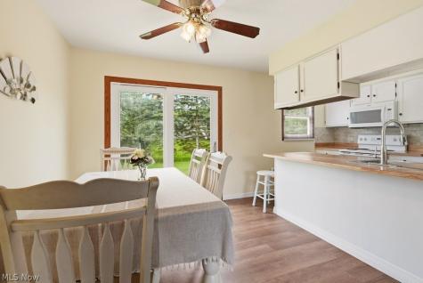 1215 Cherokee Trail Streetsboro OH 44241