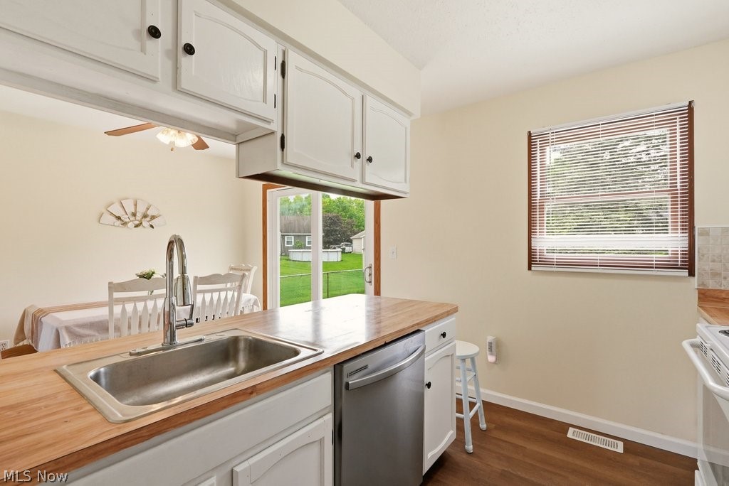1215 Cherokee Trail Streetsboro OH 44241