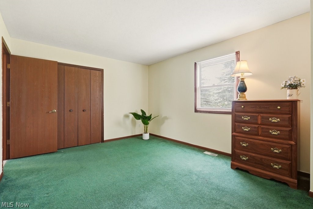 1215 Cherokee Trail Streetsboro OH 44241