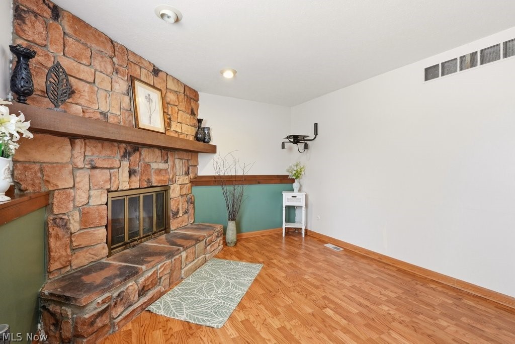 1215 Cherokee Trail Streetsboro OH 44241