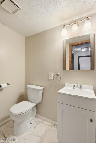 1215 Cherokee Trail Streetsboro OH 44241