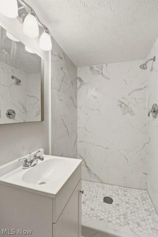 1215 Cherokee Trail Streetsboro OH 44241