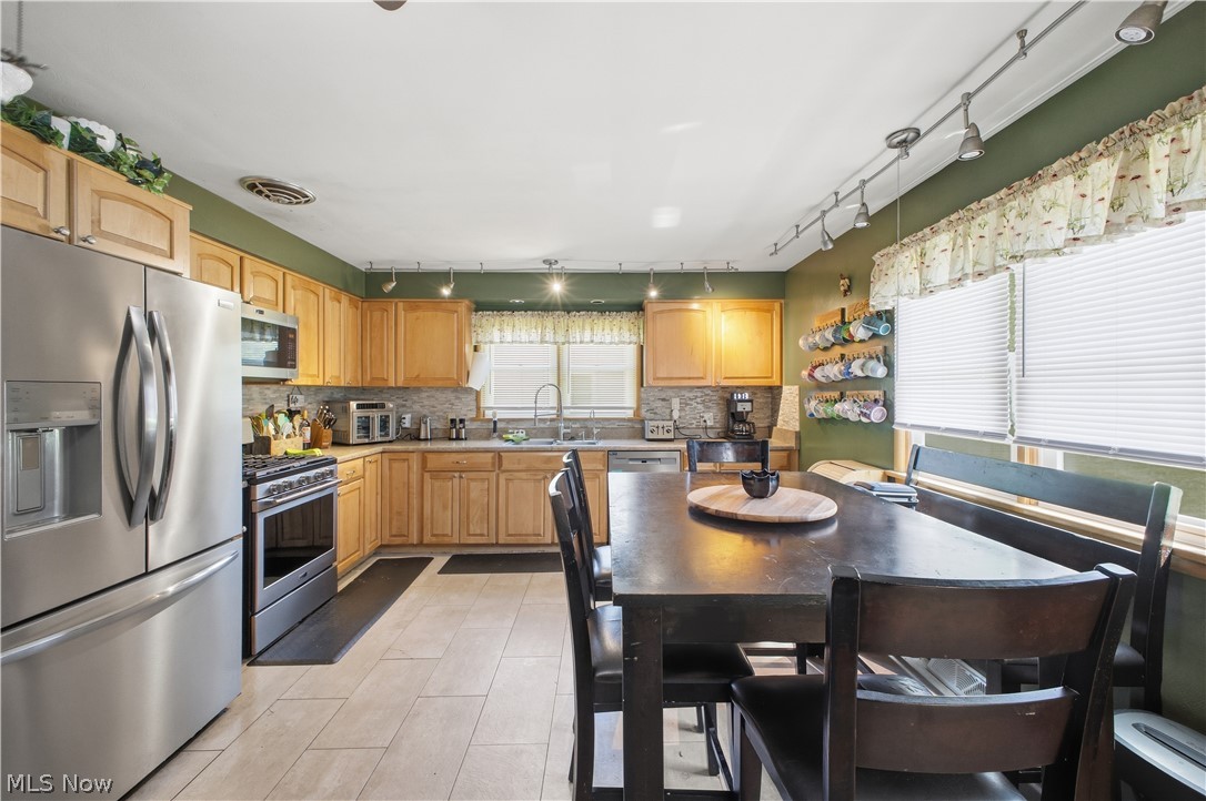 20 James Street Columbiana OH 44408