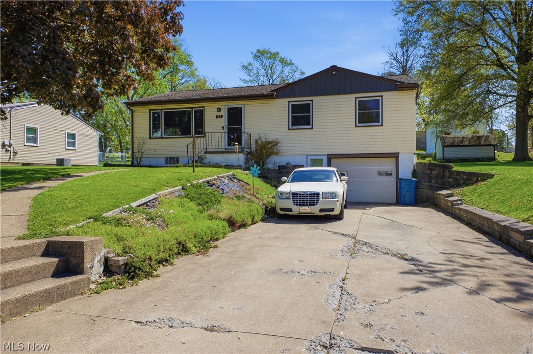 20 James Street Columbiana OH 44408
