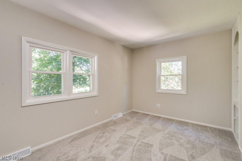 2758 Oak Street Willoughby Hills OH 44094