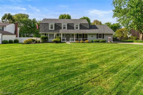 175 Crestview Drive Elyria OH 44035