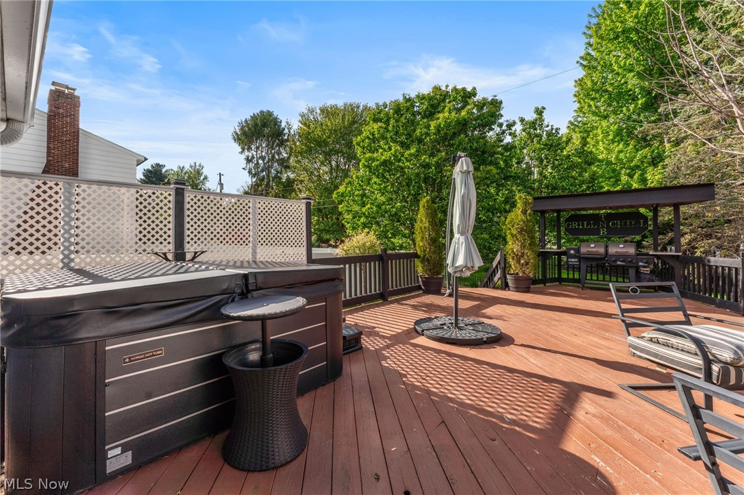 175 Crestview Drive Elyria OH 44035
