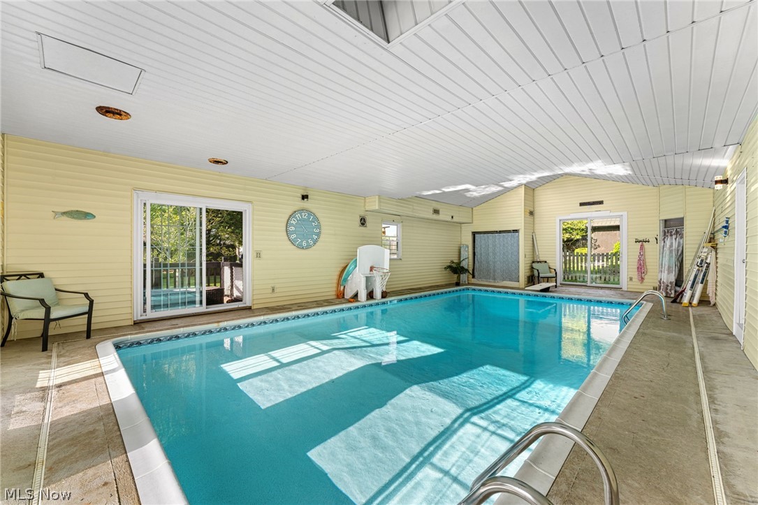 175 Crestview Drive Elyria OH 44035