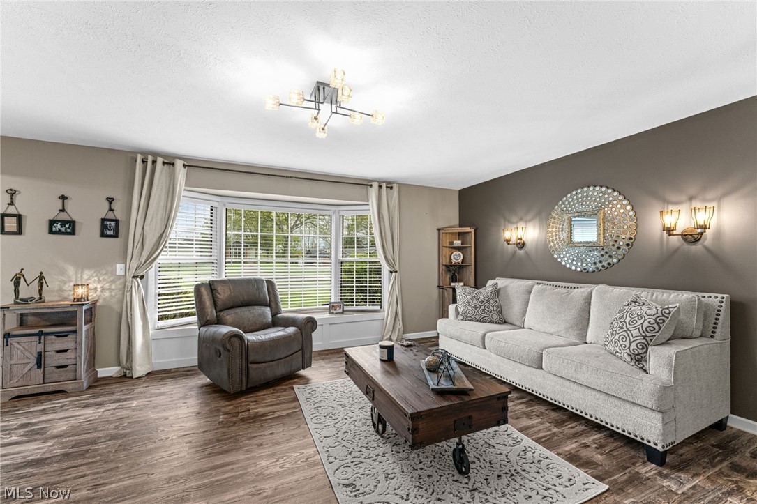 175 Crestview Drive Elyria OH 44035