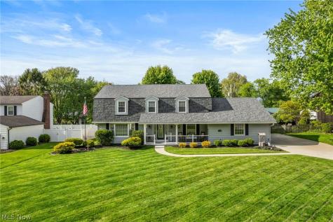 175 Crestview Drive Elyria OH 44035