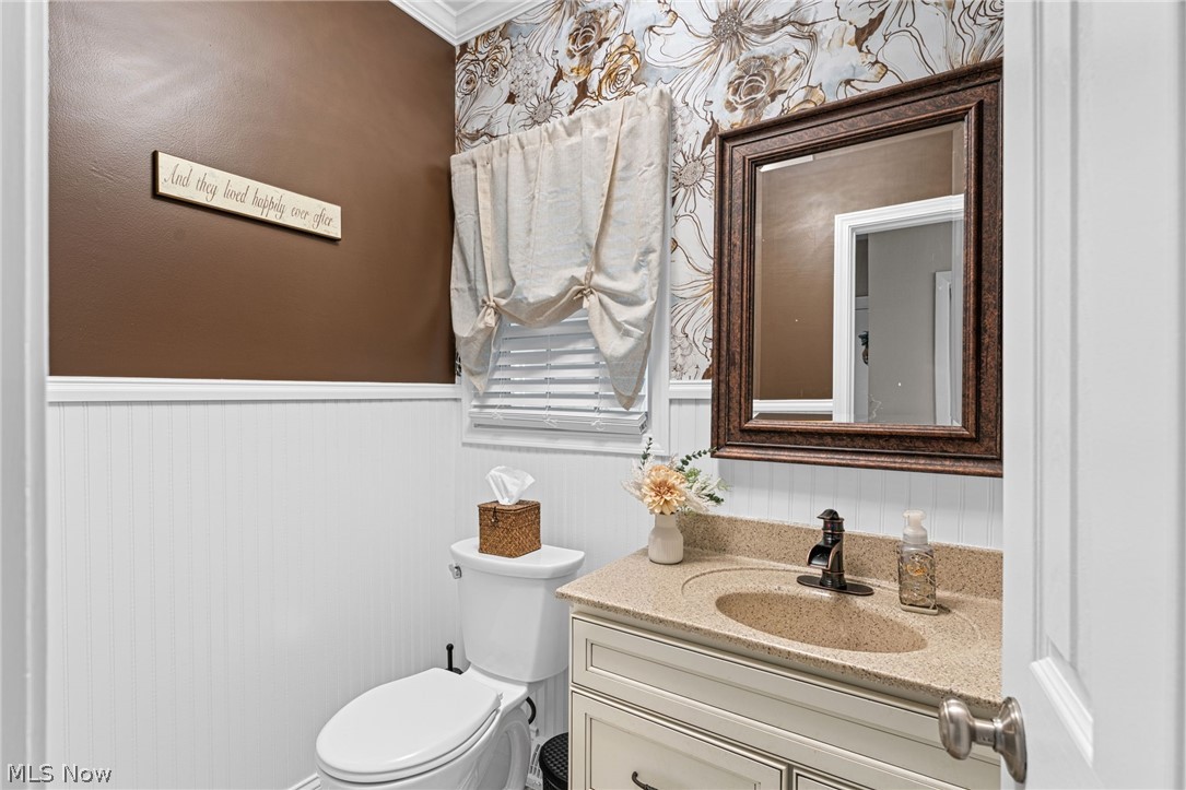 175 Crestview Drive Elyria OH 44035