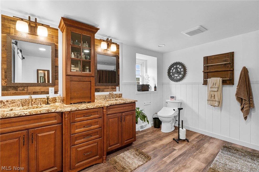 175 Crestview Drive Elyria OH 44035