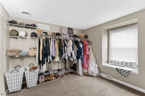 175 Crestview Drive Elyria OH 44035