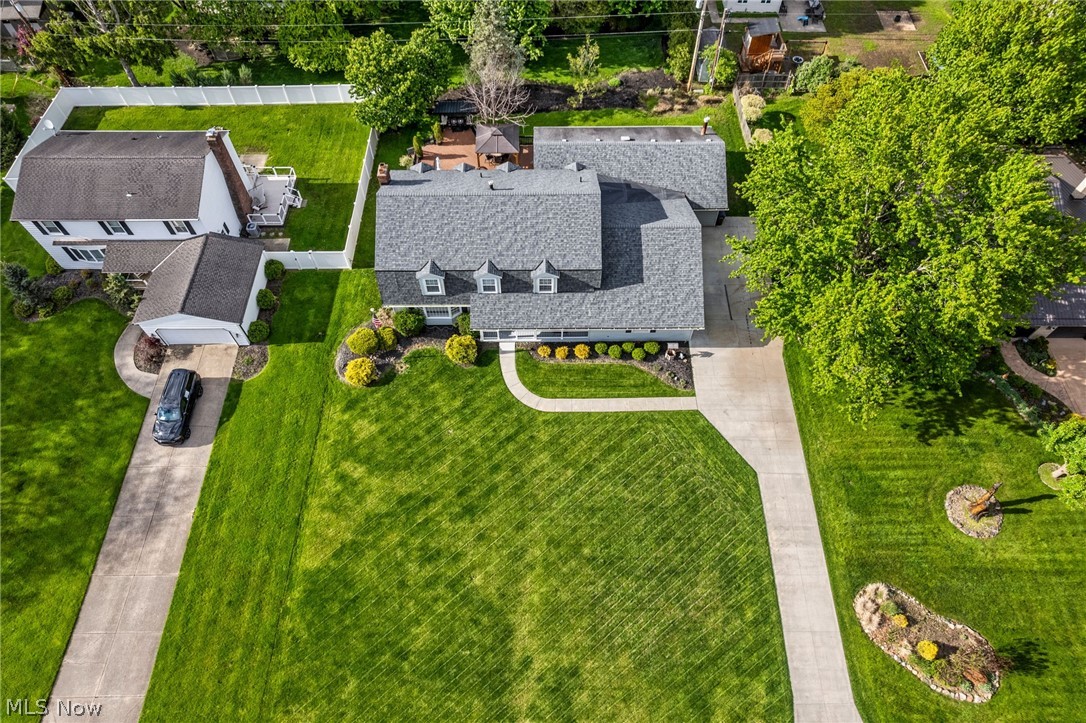 175 Crestview Drive Elyria OH 44035