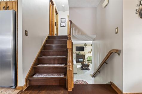 2379 Oak Trace Street Youngstown OH 44515
