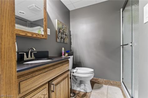 2379 Oak Trace Street Youngstown OH 44515