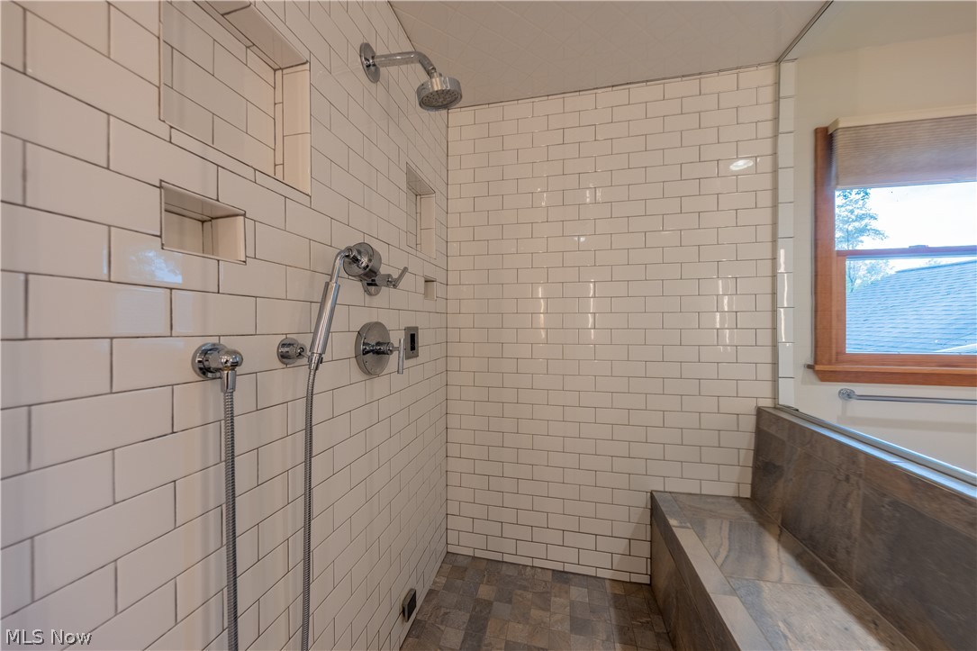 4894 Coldbrook Drive Mantua OH 44255