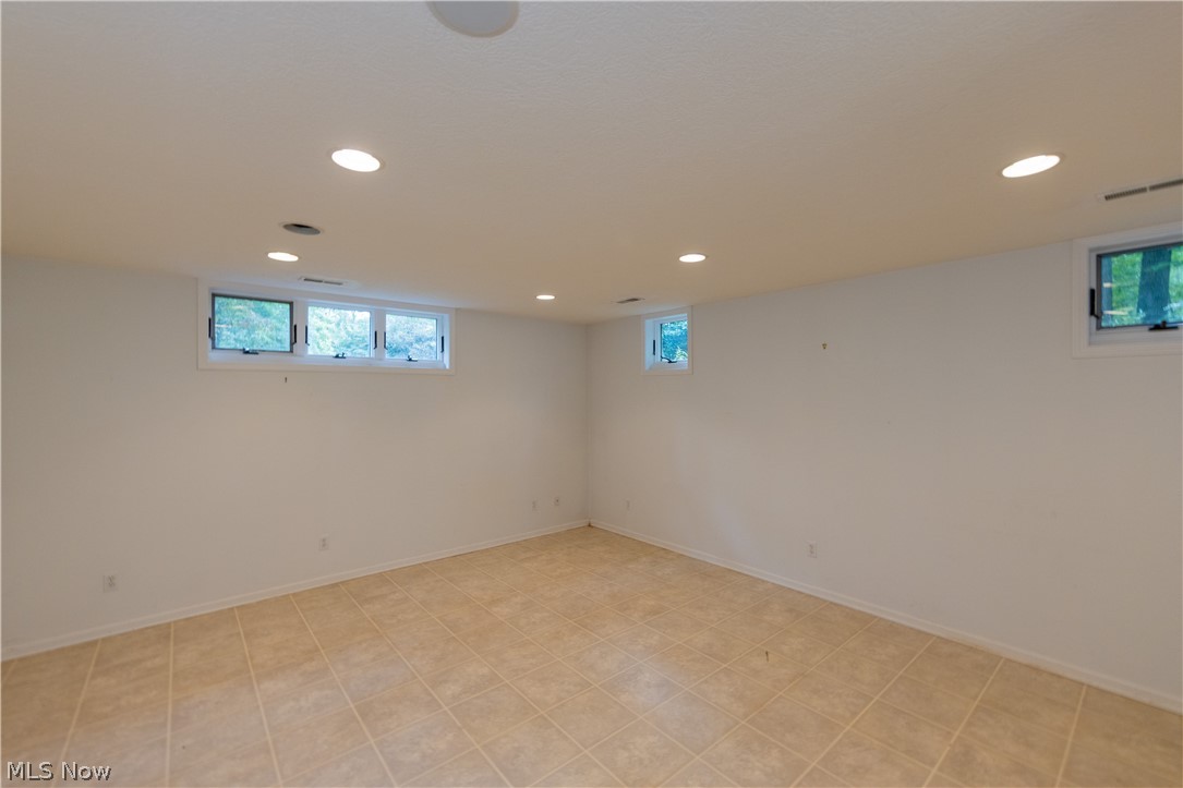 4894 Coldbrook Drive Mantua OH 44255
