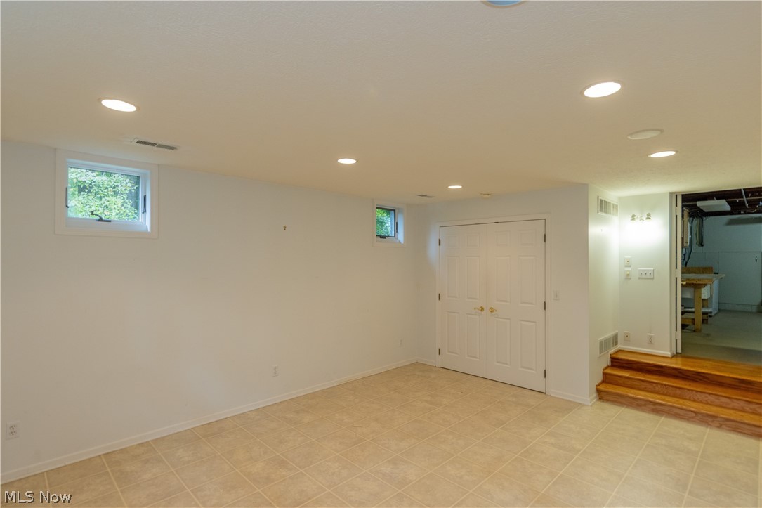 4894 Coldbrook Drive Mantua OH 44255
