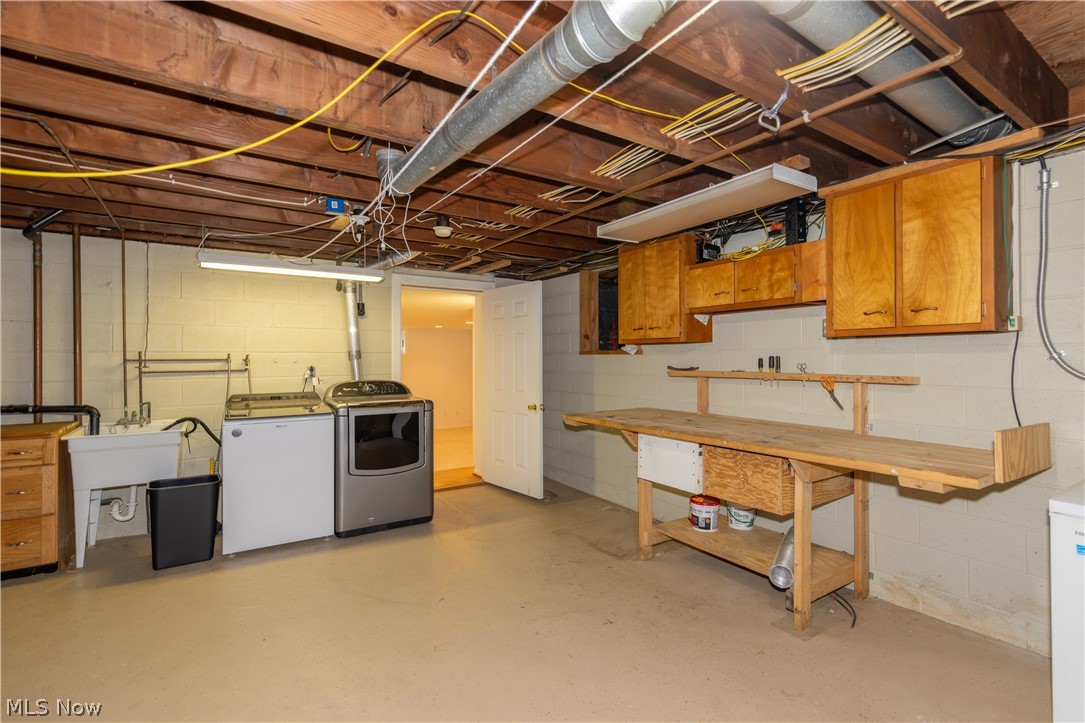 4894 Coldbrook Drive Mantua OH 44255