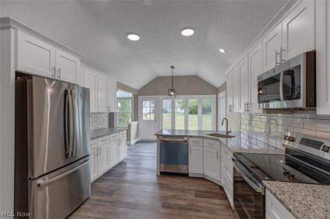 1467 Golden Lane Broadview Heights OH 44147