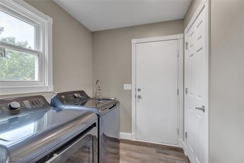 1467 Golden Lane Broadview Heights OH 44147