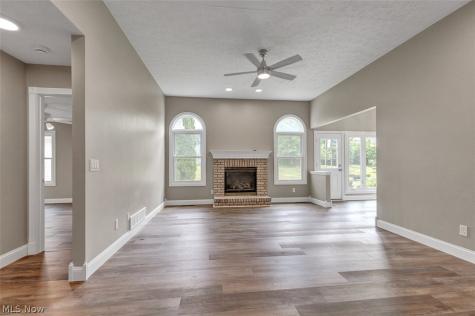 1467 Golden Lane Broadview Heights OH 44147