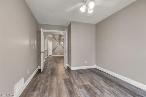 1467 Golden Lane Broadview Heights OH 44147
