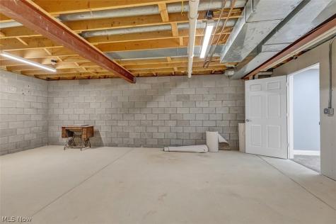 1467 Golden Lane Broadview Heights OH 44147