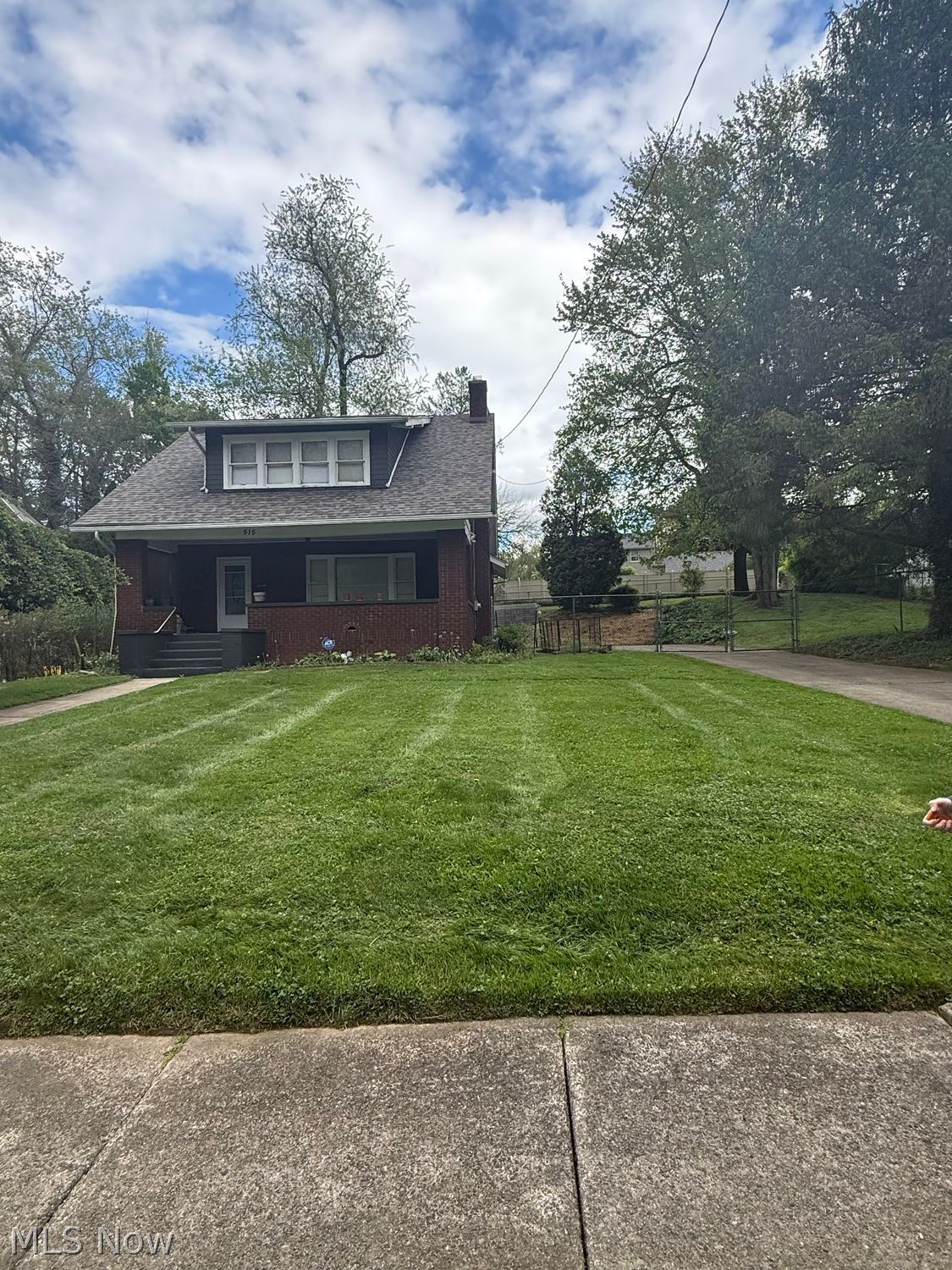 515 Glacier Heights Road Youngstown OH 44509
