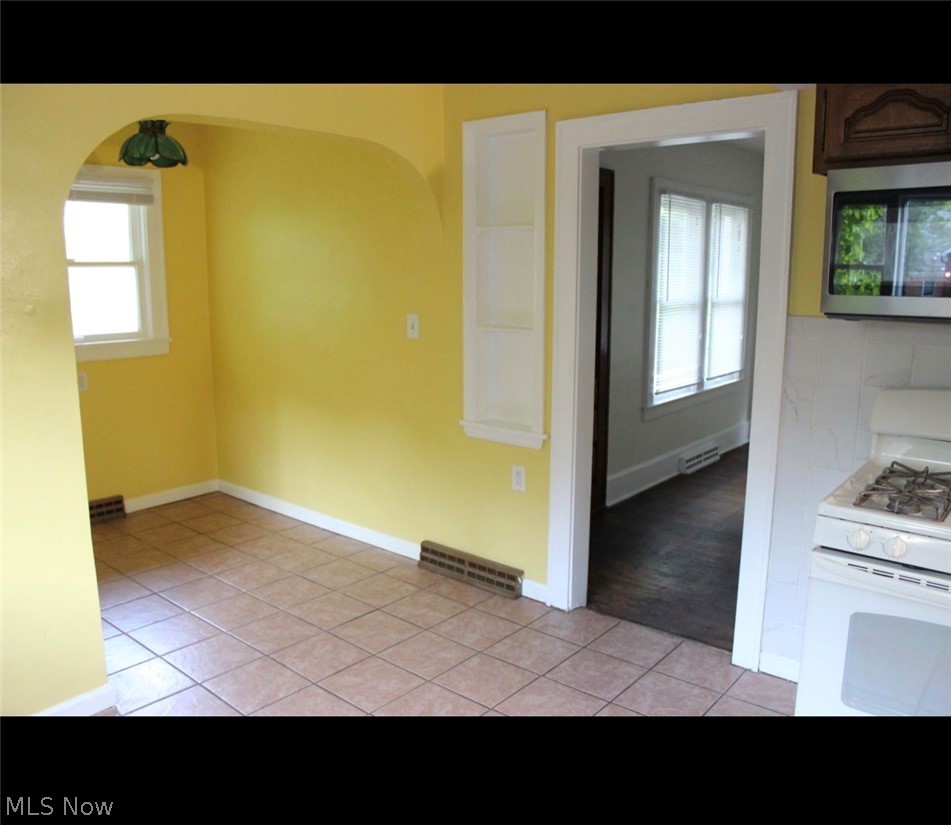 515 Glacier Heights Road Youngstown OH 44509