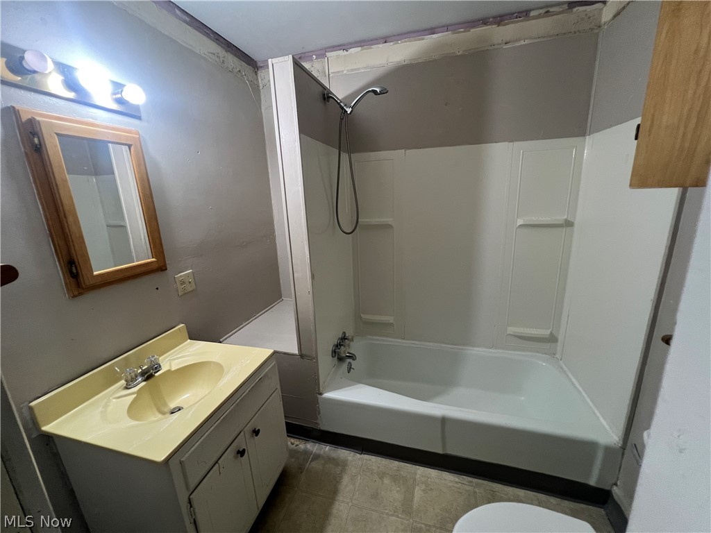 330 Central Street Hopedale OH 43976